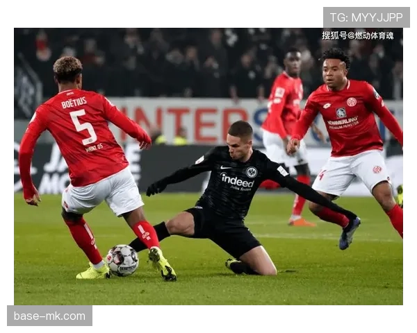 门兴蓄势待发,德甲进攻火力全开表现亮眼 门兴蓄势待发,德甲进攻火力全开表现亮眼