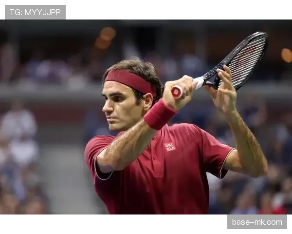 费德勒退役后光靠代言躺赚的钱，够普通人干三辈子